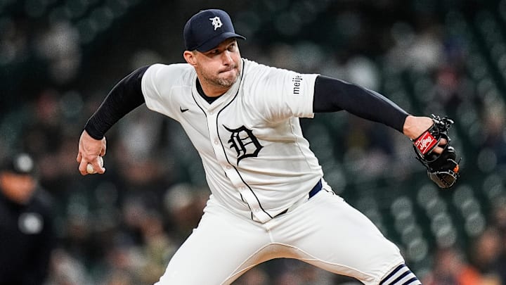 Detroit Tigers pitcher Tommy Kahnle (43) throws against Kansas City Royals during the eighth inning at Comerica Park in Detroit on Thursday, April 17, 2025. Detroit Tigers pitcher Tommy Kahnle (43) throws against Kansas City Royals during the eighth inning at Comerica Park in Detroit on Thursday, April 17, 2025.