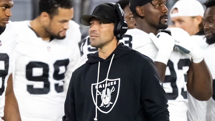 Aug 23, 2025; Glendale, Arizona, USA; Las Vegas Raiders defensive line coach Rob Leonard against the Arizona Cardinals during a preseason NFL game at State Farm Stadium. Mandatory Credit: Mark J. Rebilas-Imagn Images