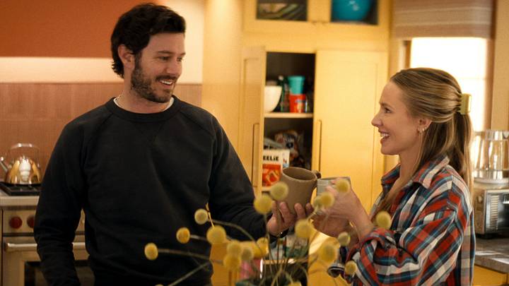 Nobody Wants This. (L to R) Adam Brody as Noah, Kristen Bell as Joanne in episode 301 of Nobody Wants This