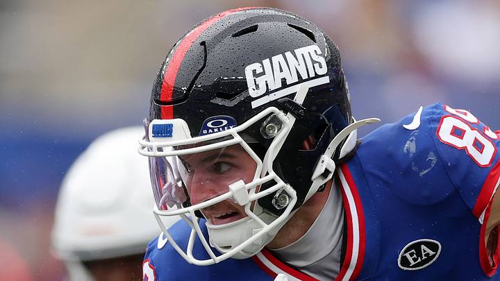 New York Giants - kick returner Charlie Jones New York Giants - kick returner Charlie Jones
