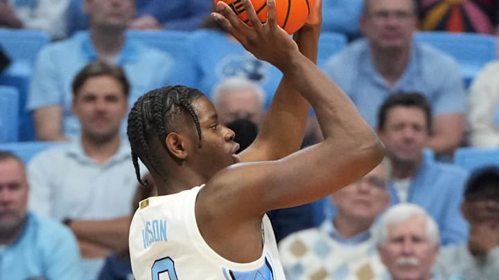 Jan 21, 2026; Chapel Hill, North Carolina, USA; North Carolina Tar Heels forward Caleb Wilson (8) shoots in the first half at Dean E. Smith Center. Mandatory Credit: Bob Donnan-Imagn Images Jan 21, 2026; Chapel Hill, North Carolina, USA; North Carolina Tar Heels forward Caleb Wilson (8) shoots in the first half at Dean E. Smith Center. Mandatory Credit: Bob Donnan-Imagn Images