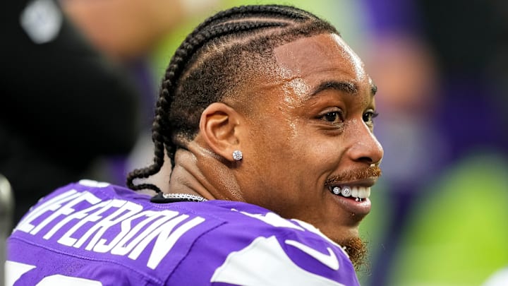 Atlanta Falcons v Minnesota Vikings Atlanta Falcons v Minnesota Vikings