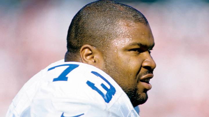 Dallas Cowboys offensive lineman Larry Allen Dallas Cowboys offensive lineman Larry Allen