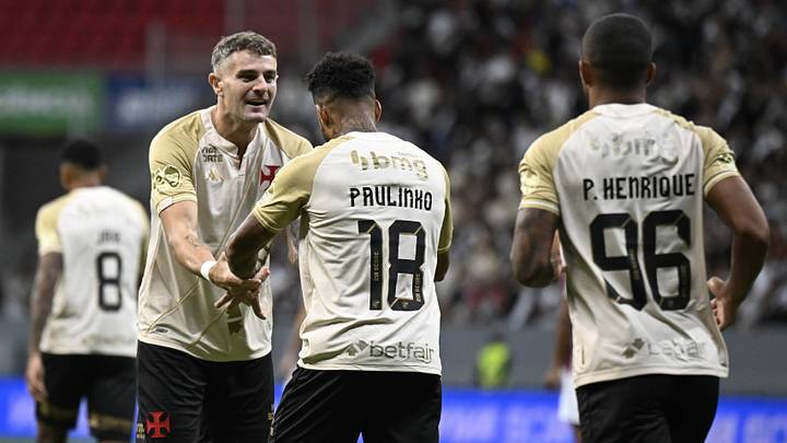 Vasco busca remontada na reta final da Taça Guanabara Vasco busca remontada na reta final da Taça Guanabara