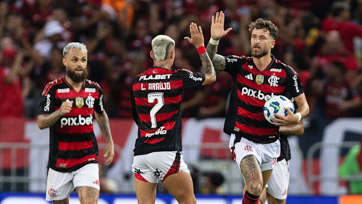 Flamengo joga fora de casa neste domingo
