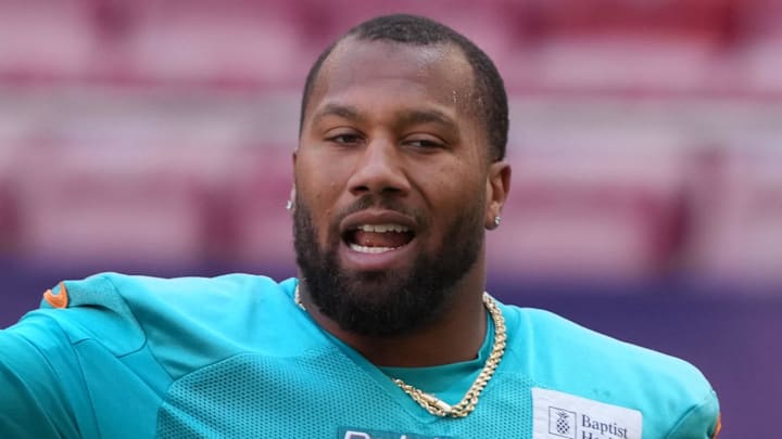 Nov 12, 2025; Madrid, Spain; Miami Dolphins linebacker Bradley Chubb (2) during practice at Estadio Riyadh Air Metropolitano. Mandatory Credit: Kirby Lee-Imagn Images Nov 12, 2025; Madrid, Spain; Miami Dolphins linebacker Bradley Chubb (2) during practice at Estadio Riyadh Air Metropolitano. Mandatory Credit: Kirby Lee-Imagn Images