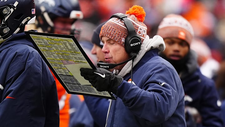 Broncos coach Sean Payton has come under fire for electing not to kick a field goal early in the Broncos’ AFC championship loss to the Patriots.