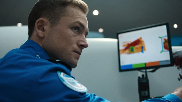 Taron Egerton as Ethan Kopek in Carry-On.