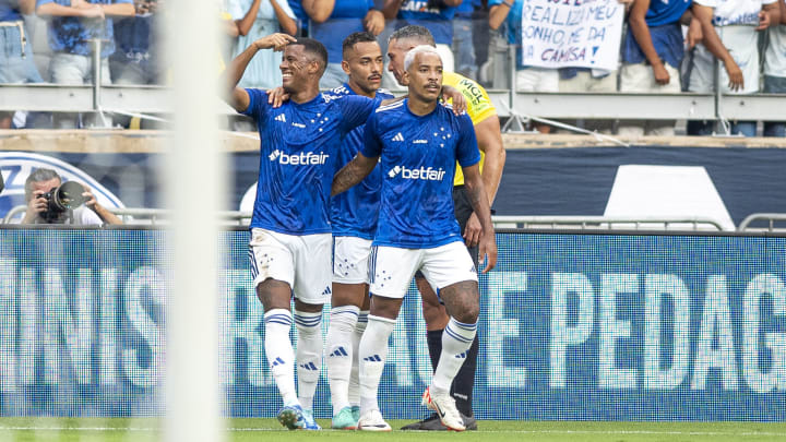 Cruzeiro venceu sete dos 10 jogos no Campeonato Mineiro