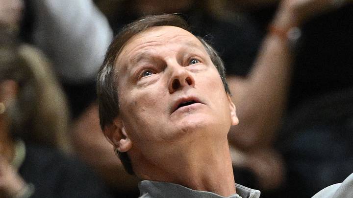 Feb 7, 2026; West Lafayette, Indiana, USA; Oregon Ducks head coach Dana Altman motions toward his team during the second half against the Purdue Boilermakers at Mackey Arena. Feb 7, 2026; West Lafayette, Indiana, USA; Oregon Ducks head coach Dana Altman motions toward his team during the second half against the Purdue Boilermakers at Mackey Arena.