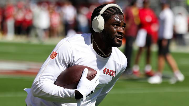 Sep 29, 2024; Santa Clara, California, USA; San Francisco 49ers wide receiver Brandon Aiyuk (11) warms up before the game against the New England Patriots at Levi's Stadium. Mandatory Credit: Sergio Estrada-Imagn Images