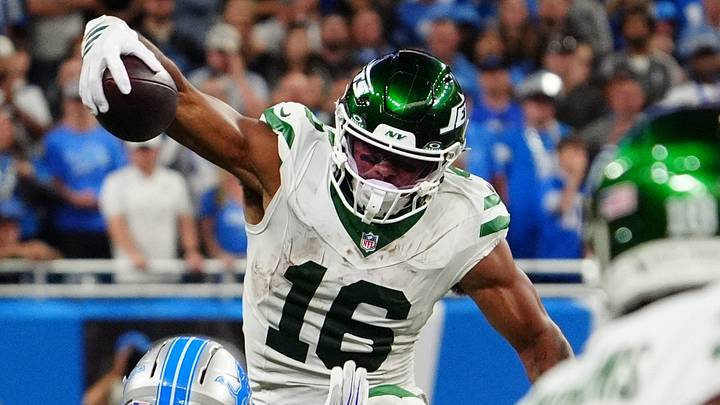 New York Jets tight end Kenyon Sadiq New York Jets tight end Kenyon Sadiq