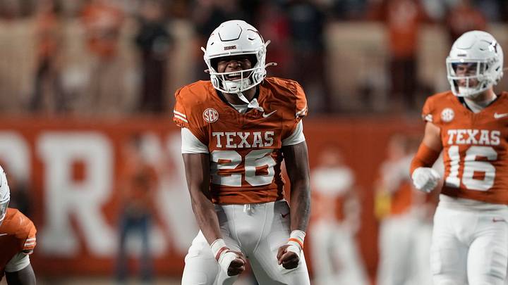 Nov 28, 2025; Austin, Texas, USA; Texas Longhorns linebacker Ty’Anthony Smith (26) reacts during the second half against the Texas A&M Aggies at Darrell K Royal-Texas Memorial Stadium. Mandatory Credit: Scott Wachter-Imagn Images