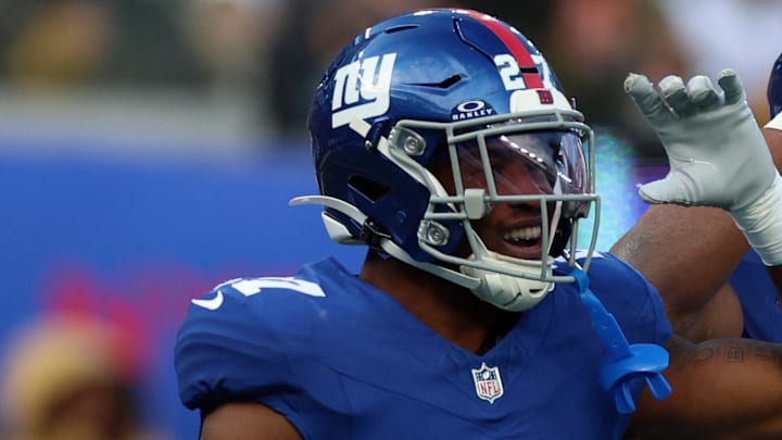 Dec 21, 2025; East Rutherford, New Jersey, USA; New York Giants inside linebacker Bobby Okereke (58) reacts with safety Tyler Nubin (27) after a defensive stop against the Minnesota Vikings during the first half at MetLife Stadium. Mandatory Credit: Vincent Carchietta-Imagn Images Dec 21, 2025; East Rutherford, New Jersey, USA; New York Giants inside linebacker Bobby Okereke (58) reacts with safety Tyler Nubin (27) after a defensive stop against the Minnesota Vikings during the first half at MetLife Stadium. Mandatory Credit: Vincent Carchietta-Imagn Images