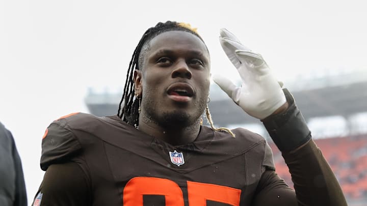 Dec 7, 2025; Cleveland, Ohio, USA; Cleveland Browns tight end David Njoku (85) walks off the field after the game against the Tennessee Titans at Huntington Bank Field. Mandatory Credit: Scott Galvin-Imagn Images