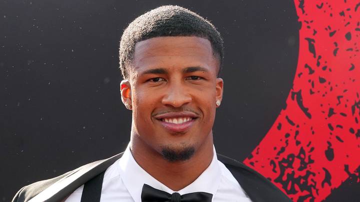 Washington Commanders linebacker Sonny Styles poses on the red carpet before the 2026 NFL Draft at Point State Park. 