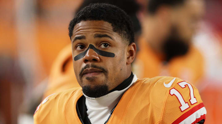Dec 11, 2025; Tampa, Florida, USA; Tampa Bay Buccaneers wide receiver Sterling Shepard (17) looks on against the Atlanta Falcons during halftime at Raymond James Stadium. Mandatory Credit: Nathan Ray Seebeck-Imagn Images Dec 11, 2025; Tampa, Florida, USA; Tampa Bay Buccaneers wide receiver Sterling Shepard (17) looks on against the Atlanta Falcons during halftime at Raymond James Stadium. Mandatory Credit: Nathan Ray Seebeck-Imagn Images