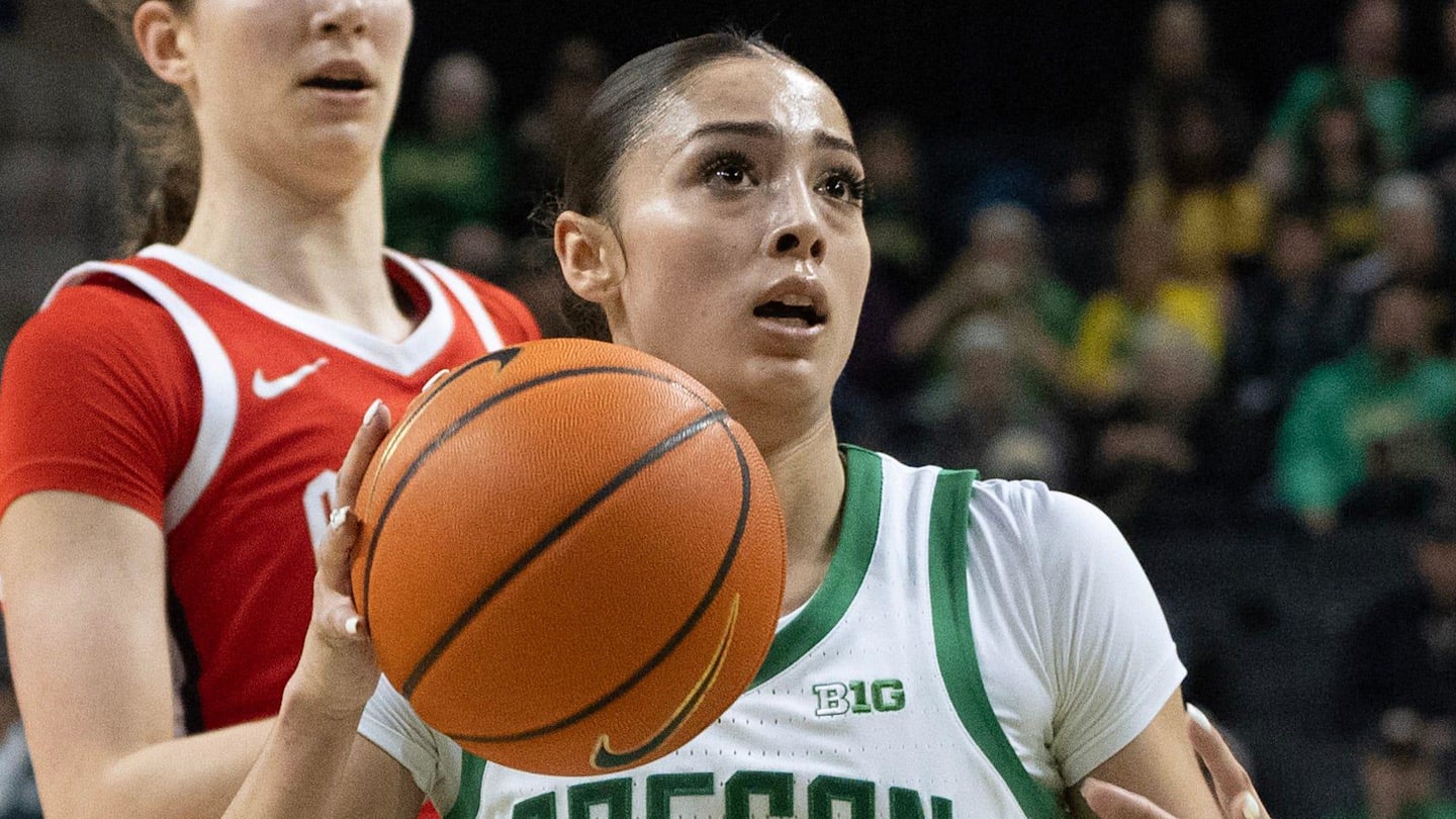 Three Players Oregon Women's Basketball Can't Afford to Lose to the Transfer Portal