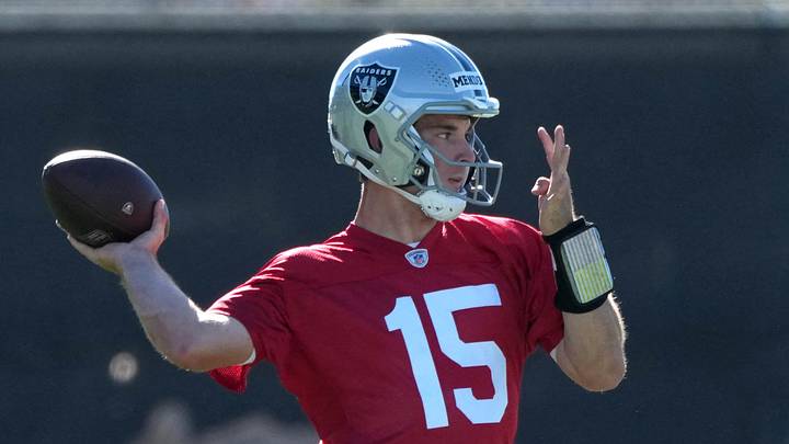 Jun 9, 2026; Henderson, NV, USA; Las Vegas Raiders quarterback Fernando Mendoza (15) throws the ball during minicamp at Intermountain Health Performance Center. Mandatory Credit: Kirby Lee-Imagn Images Jun 9, 2026; Henderson, NV, USA; Las Vegas Raiders quarterback Fernando Mendoza (15) throws the ball during minicamp at Intermountain Health Performance Center. Mandatory Credit: Kirby Lee-Imagn Images