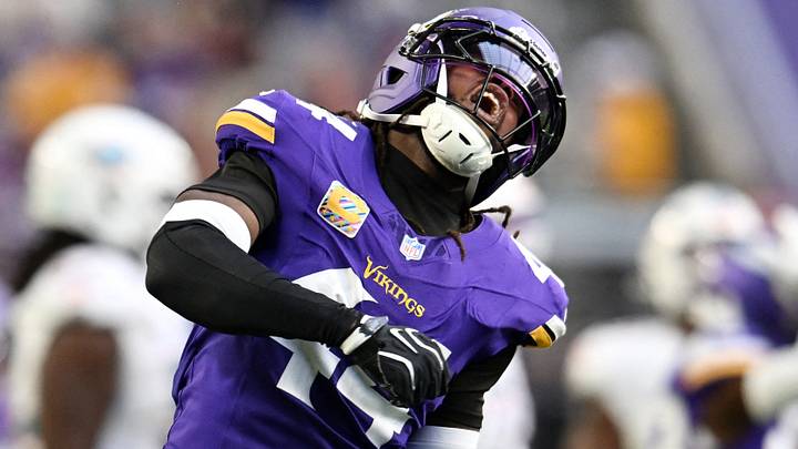 Veteran safety Josh Metellus is one of the three Vikings who find themselves on thin ice during the Week 6 bye. Veteran safety Josh Metellus is one of the three Vikings who find themselves on thin ice during the Week 6 bye.