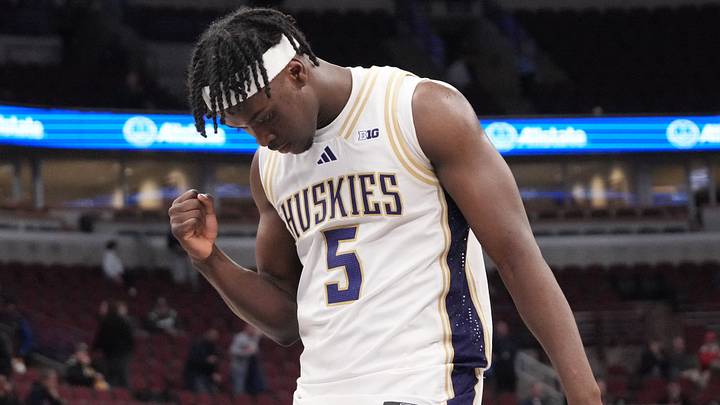 Mar 11, 2026; Chicago, IL, USA; Washington Huskies guard Zoom Diallo (5) celebrates his teamÕs win against the Southern California Trojans at United Center. Mandatory Credit: David Banks-Imagn Images Mar 11, 2026; Chicago, IL, USA; Washington Huskies guard Zoom Diallo (5) celebrates his teamÕs win against the Southern California Trojans at United Center. Mandatory Credit: David Banks-Imagn Images