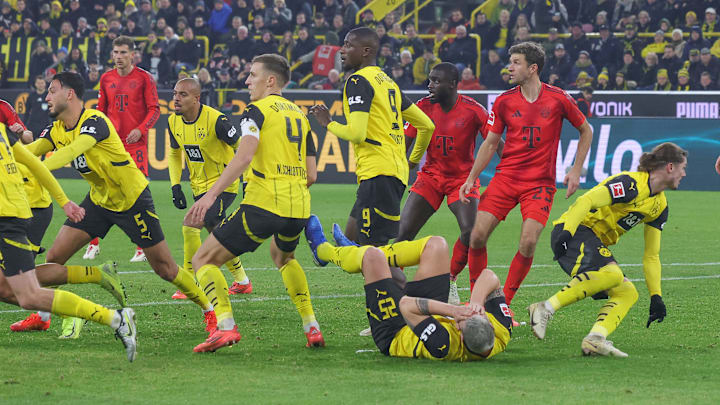 Niklas Süle sank nach dem Freistoß zu Boden