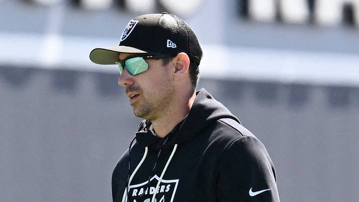 May 28, 2026; Henderson, NV, USA; Las Vegas Raiders head coach Klint Kubiak looks on during organized team activities at Intermountain Health Performance Center. Mandatory Credit: Candice Ward-Imagn Images May 28, 2026; Henderson, NV, USA; Las Vegas Raiders head coach Klint Kubiak looks on during organized team activities at Intermountain Health Performance Center. Mandatory Credit: Candice Ward-Imagn Images