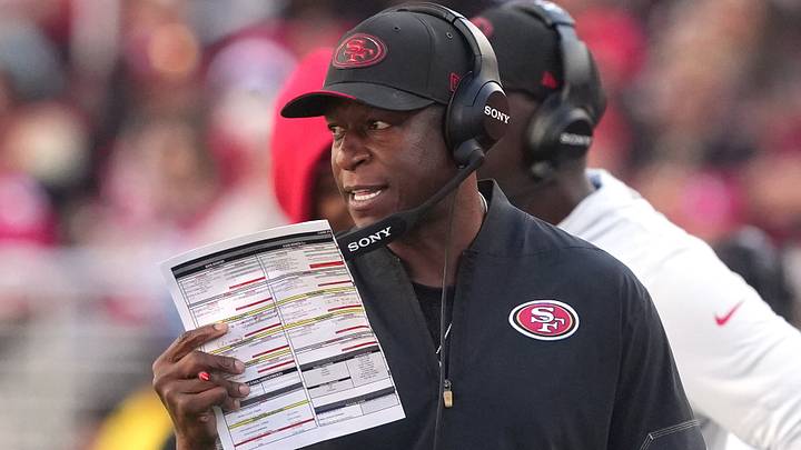 San Francisco 49ers defensive coordinator Raheem Morris