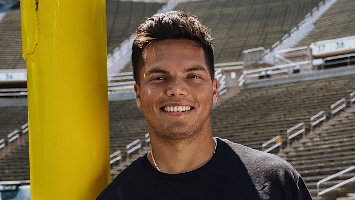 Oregon Ducks Quarterback Dillon Gabriel's New NIL Deal