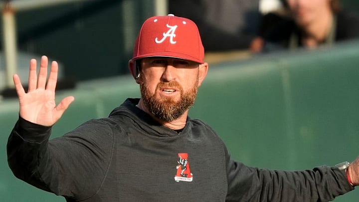 Feb 18, 2025; Tuscaloosa, Alabama, USA; Alabama baseball head coach Rob Vaughn gestures for a timeout during the game with Middle Tennessee State at Sewell-Thomas Stadium. Feb 18, 2025; Tuscaloosa, Alabama, USA; Alabama baseball head coach Rob Vaughn gestures for a timeout during the game with Middle Tennessee State at Sewell-Thomas Stadium.