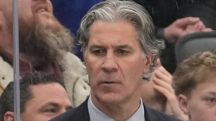 Jan 25, 2026; Toronto, Ontario, CAN; Colorado Avalanche head coach Jared Bednar (center) on the bench during a game against the Toronto Maple Leafs at Scotiabank Arena. Mandatory Credit: John E. Sokolowski-Imagn Images Jan 25, 2026; Toronto, Ontario, CAN; Colorado Avalanche head coach Jared Bednar (center) on the bench during a game against the Toronto Maple Leafs at Scotiabank Arena. Mandatory Credit: John E. Sokolowski-Imagn Images