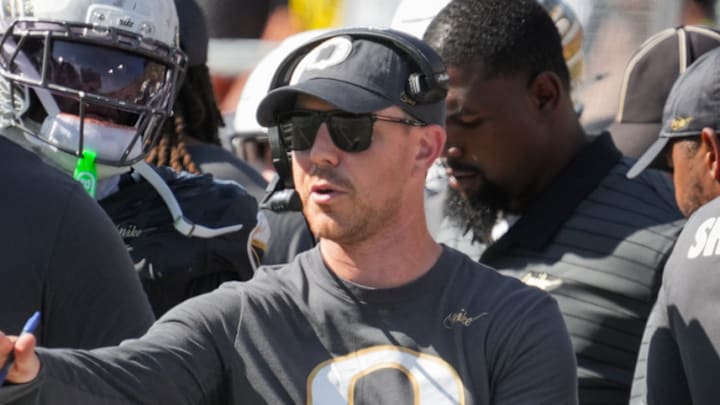 Oregon Ducks dan lanning schedule Dante moore Tosh Lupoi Will Stein Recruiting NIL College Football Playoff Ra'Shaad Samples