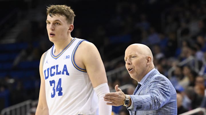 Feb 18, 2025; Los Angeles, California, USA; UCLA Bruins head coach Mick Cronin talks to forward Tyler Bilodeau (34) during the second half at Pauley Pavilion presented by Wescom. Mandatory Credit: Robert Hanashiro-Imagn Images Feb 18, 2025; Los Angeles, California, USA; UCLA Bruins head coach Mick Cronin talks to forward Tyler Bilodeau (34) during the second half at Pauley Pavilion presented by Wescom. Mandatory Credit: Robert Hanashiro-Imagn Images