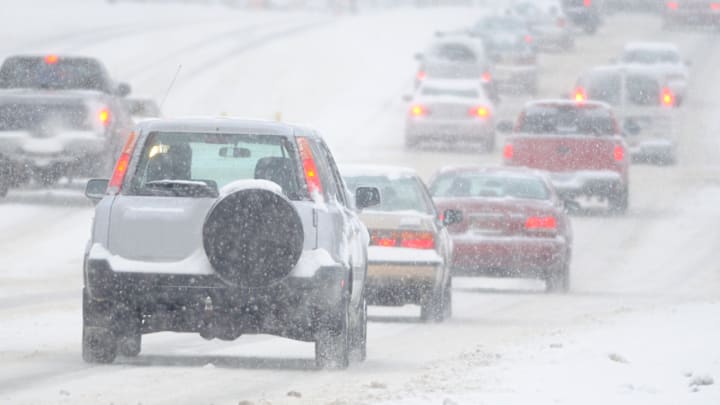 Condiciones de carretera invernales resbaladizas.