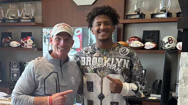 Oklahoma coach Brent Venables, commit Taven Epps