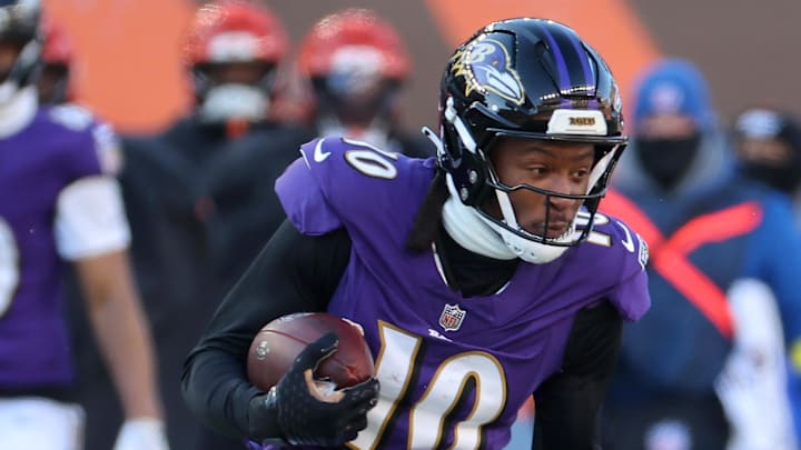 Dec 14, 2025; Cincinnati, Ohio, USA; Baltimore Ravens wide receiver Deandre Hopkins (10) runs after a catch made during the second quarter against the Cincinnati Bengals at Paycor Stadium. Mandatory Credit: Joseph Maiorana-Imagn Images