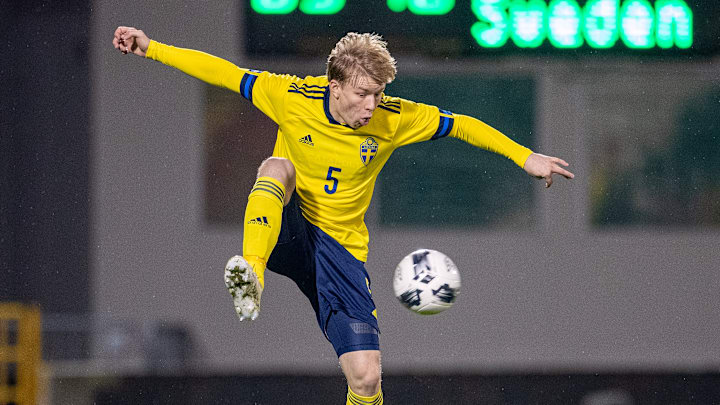 Daniel Svensson im Einsatz für die schwedische U21-Nationalelf (Archivbild)