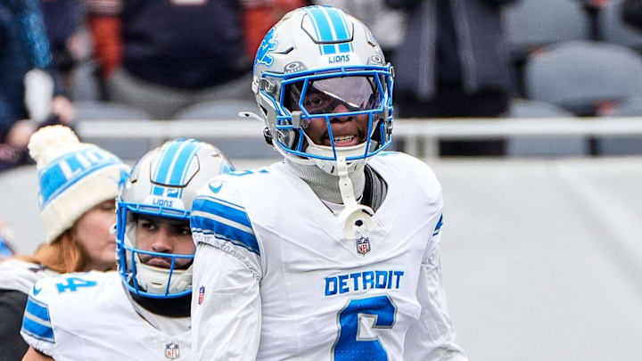 Detroit Lions safety Ifeatu Melifonwu (6) warms up before the game between Chicago Bears and Detroit Lions at Soldier Field in Chicago, Ill. on Sunday, Dec. 22, 2024.