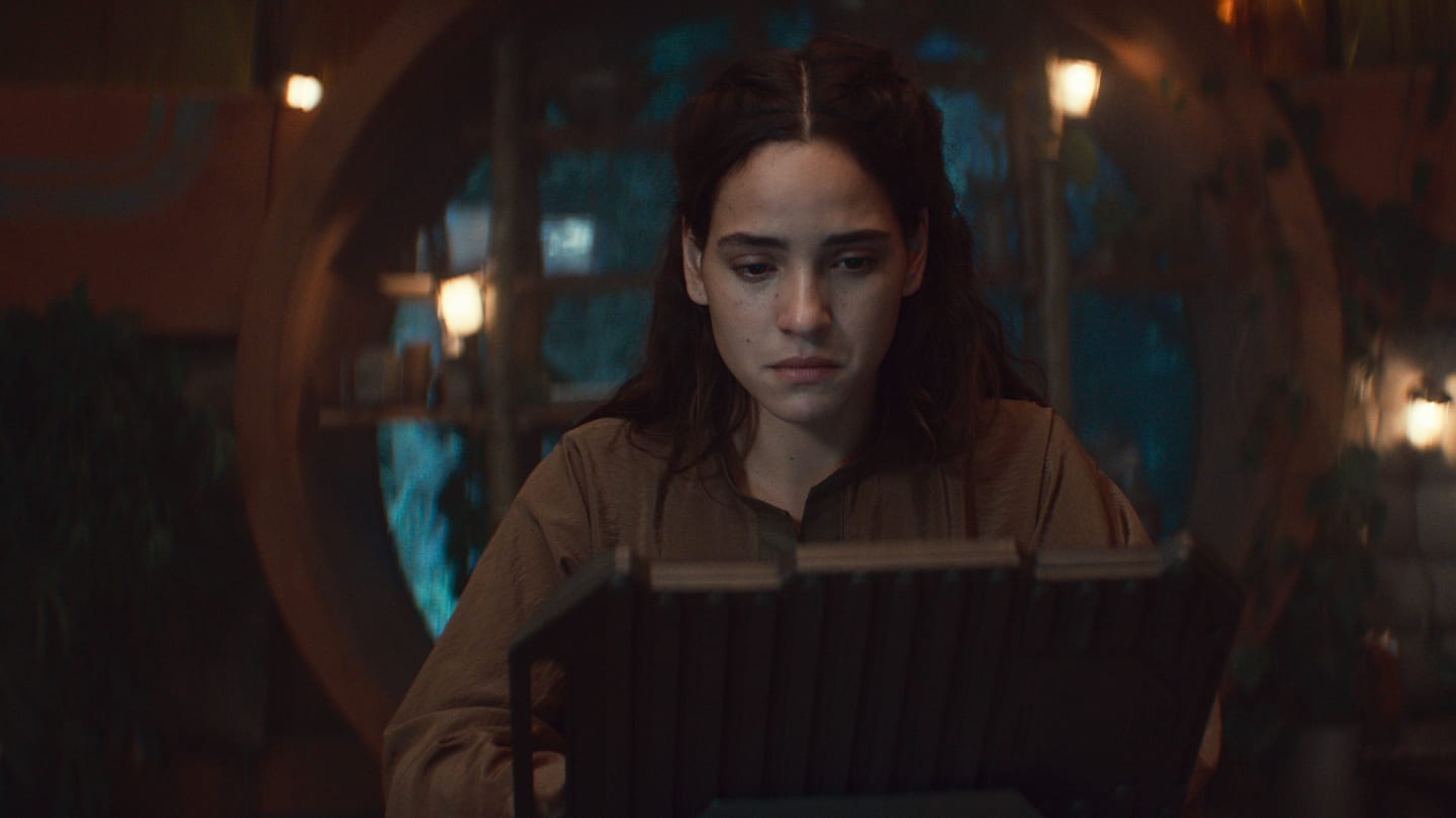 Can Star Wars pull off this bold twist in the story of Bix Caleen ...