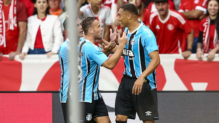 Atacante vem de fazer gol no clássico de domingo