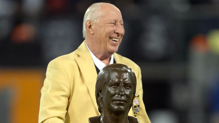 Dec 6, 2012; Oakland, CA, USA; Oakland Raiders former receiver Fred Biletnikoff poses with his Hall of Fame bust during halftime of the game against the Denver Broncos at the O.co Coliseum.Mandatory Credit: Kirby Lee/Image of Sport-Imagn Images