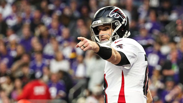 Dec 8, 2024; Minneapolis, Minnesota, USA; Atlanta Falcons quarterback Kirk Cousins (18) celebrates running back Bijan Robinson's (7) touchdown against the Minnesota Vikings during the third quarter at U.S. Bank Stadium. Mandatory Credit: Matt Krohn-Imagn Images Dec 8, 2024; Minneapolis, Minnesota, USA; Atlanta Falcons quarterback Kirk Cousins (18) celebrates running back Bijan Robinson's (7) touchdown against the Minnesota Vikings during the third quarter at U.S. Bank Stadium. Mandatory Credit: Matt Krohn-Imagn Images