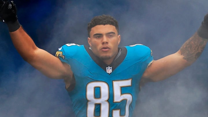 Jacksonville Jaguars tight end Brenton Strange (85) runs on the field before an NFL football matchup at EverBank Stadium, Sunday, Jan. 4, 2026, in Jacksonville, Fla. The Jaguars defeated the Titans 41-7, capturing the AFC South title. Jacksonville Jaguars tight end Brenton Strange (85) runs on the field before an NFL football matchup at EverBank Stadium, Sunday, Jan. 4, 2026, in Jacksonville, Fla. The Jaguars defeated the Titans 41-7, capturing the AFC South title.
