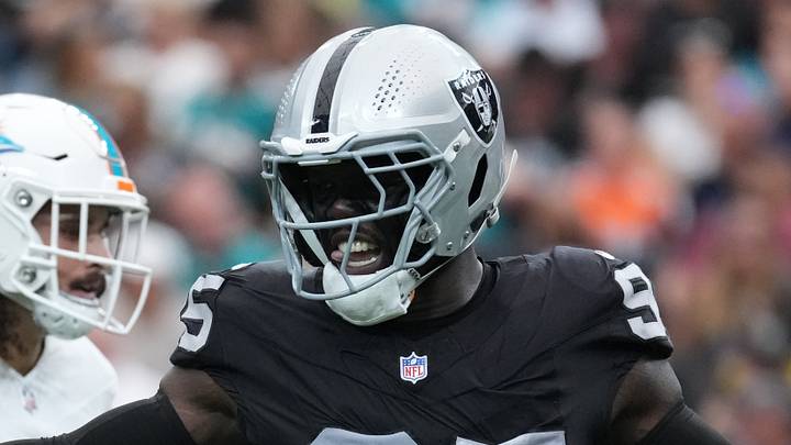 Las Vegas Raiders DE Kwity Paye