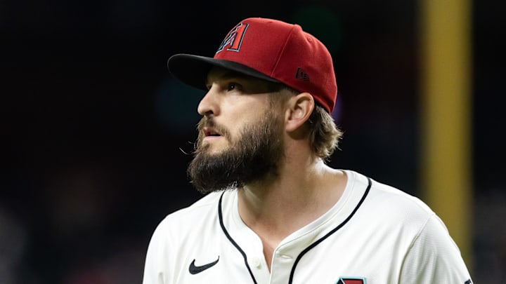 May 27, 2025; Phoenix, Arizona, USA; Arizona Diamondbacks pitcher Kendall Graveman against the Pittsburgh Pirates at Chase Field. Mandatory Credit: Mark J. Rebilas-Imagn Images May 27, 2025; Phoenix, Arizona, USA; Arizona Diamondbacks pitcher Kendall Graveman against the Pittsburgh Pirates at Chase Field. Mandatory Credit: Mark J. Rebilas-Imagn Images