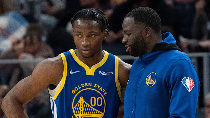 October 30, 2021; San Francisco, California, USA; Golden State Warriors forward Jonathan Kuminga (00) listens to forward Draymond Green (23) during the fourth quarter against the Oklahoma City Thunder at Chase Center. Mandatory Credit: Kyle Terada-Imagn Images October 30, 2021; San Francisco, California, USA; Golden State Warriors forward Jonathan Kuminga (00) listens to forward Draymond Green (23) during the fourth quarter against the Oklahoma City Thunder at Chase Center. Mandatory Credit: Kyle Terada-Imagn Images