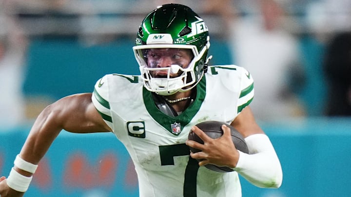 Former New York Jets quarterback Justin Fields Former New York Jets quarterback Justin Fields