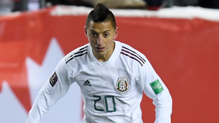 Roberto Alvarado defenderá el escudo de Chivas para el Clausura 2022 de la Liga MX.