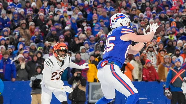 Buffalo Bills tight end Jackson Hawes catches the ball for a touchdown in the fourth quarter against the Cincinnati Bengals. Buffalo Bills tight end Jackson Hawes catches the ball for a touchdown in the fourth quarter against the Cincinnati Bengals.