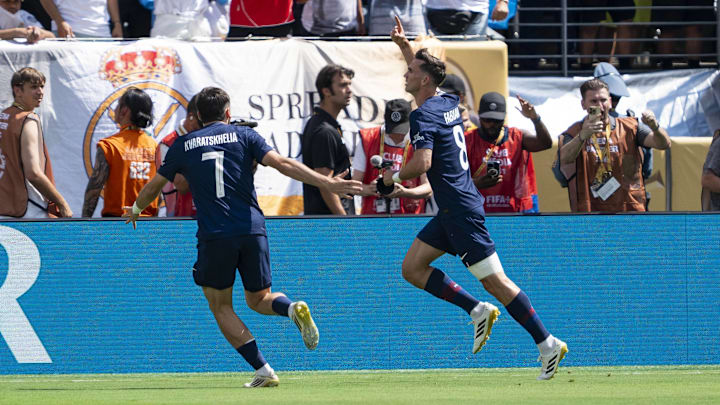 Fabián Ruiz celebrando